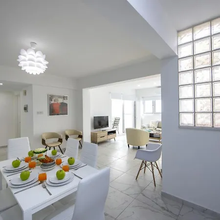 You Will Love This Luxury Apartment In Larnaca, Larnaca Apartment 1382 فيلة لارنكا